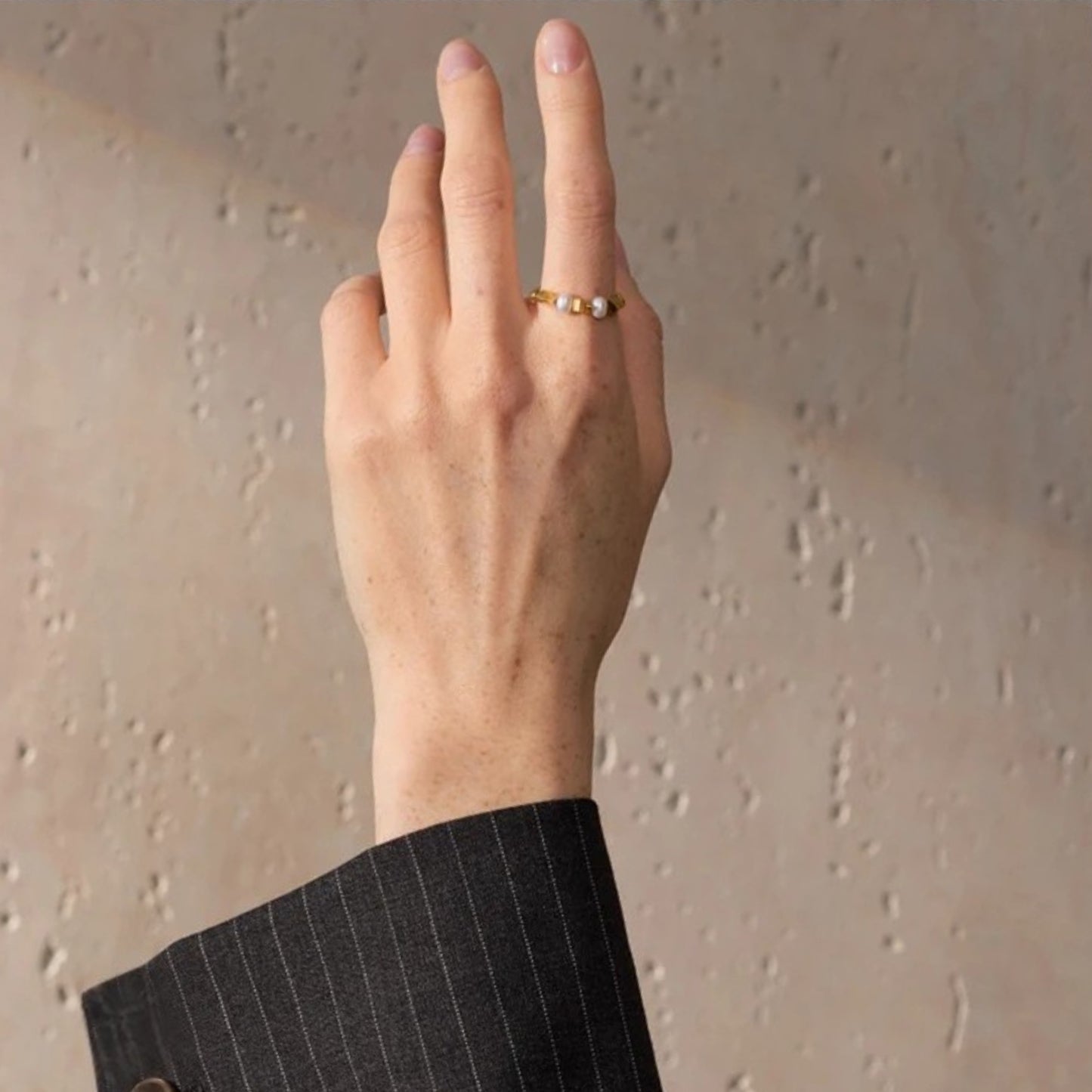 Pearl Of Wisdom Stretchable Ring