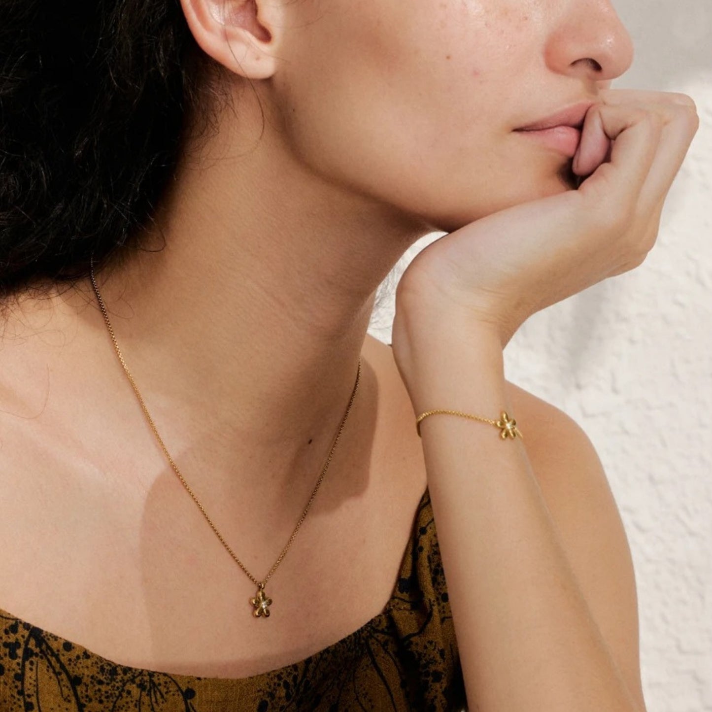 18K Gold Plated Stainless Steel Hypoallergenic Waterproof Tarnish Free Waterproof Sweatproof No-Fade Sparkle Blossom Adjustable Necklace The Aura