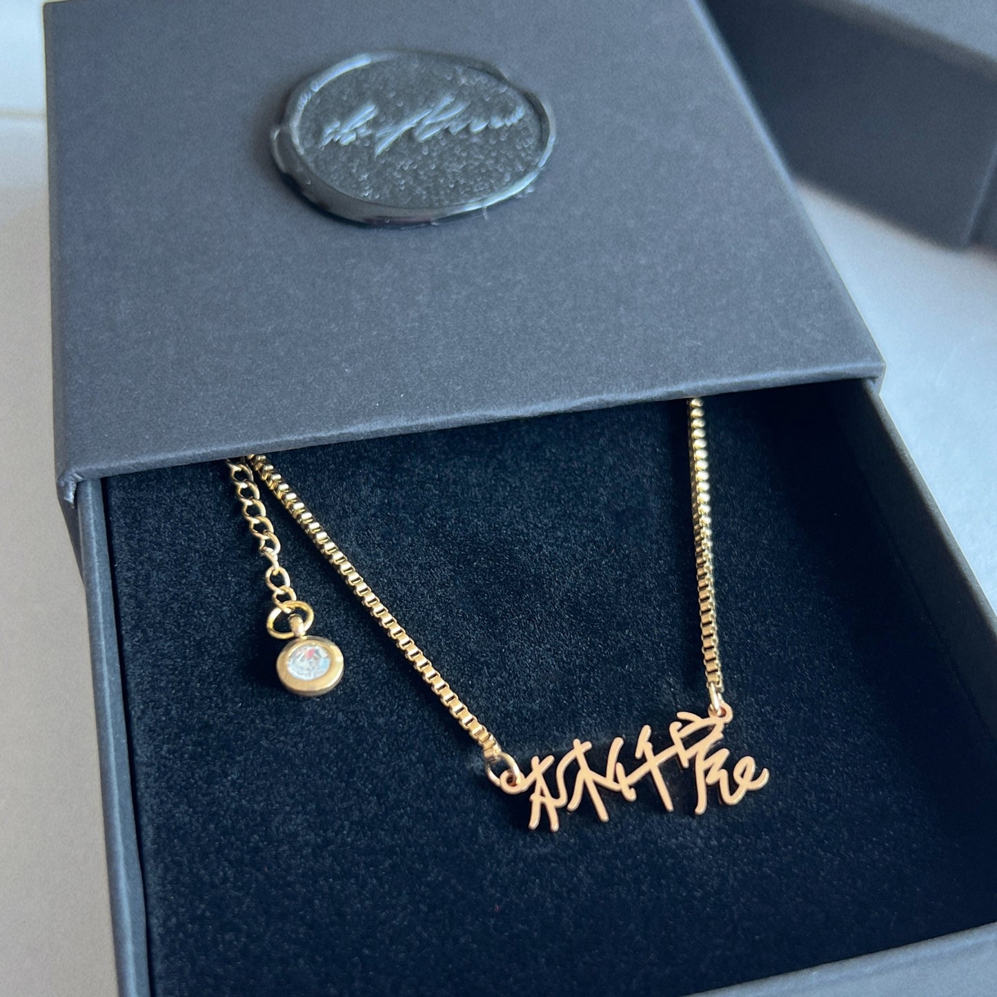Unique Nameplate Necklace (Chinese)