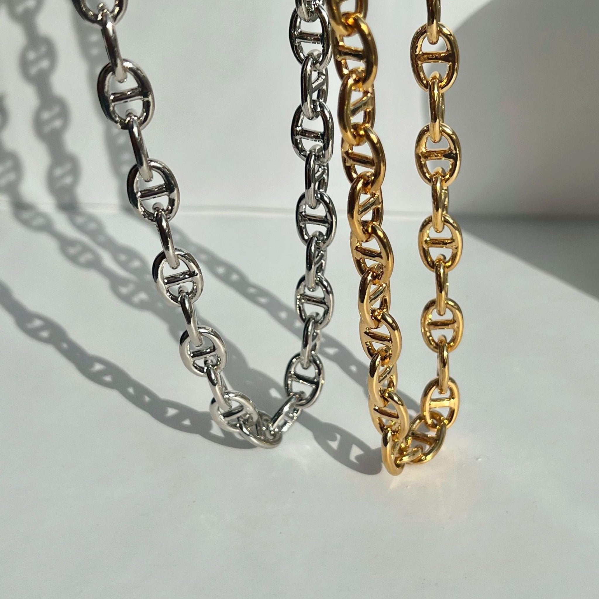 Anchor Link Chain Necklace