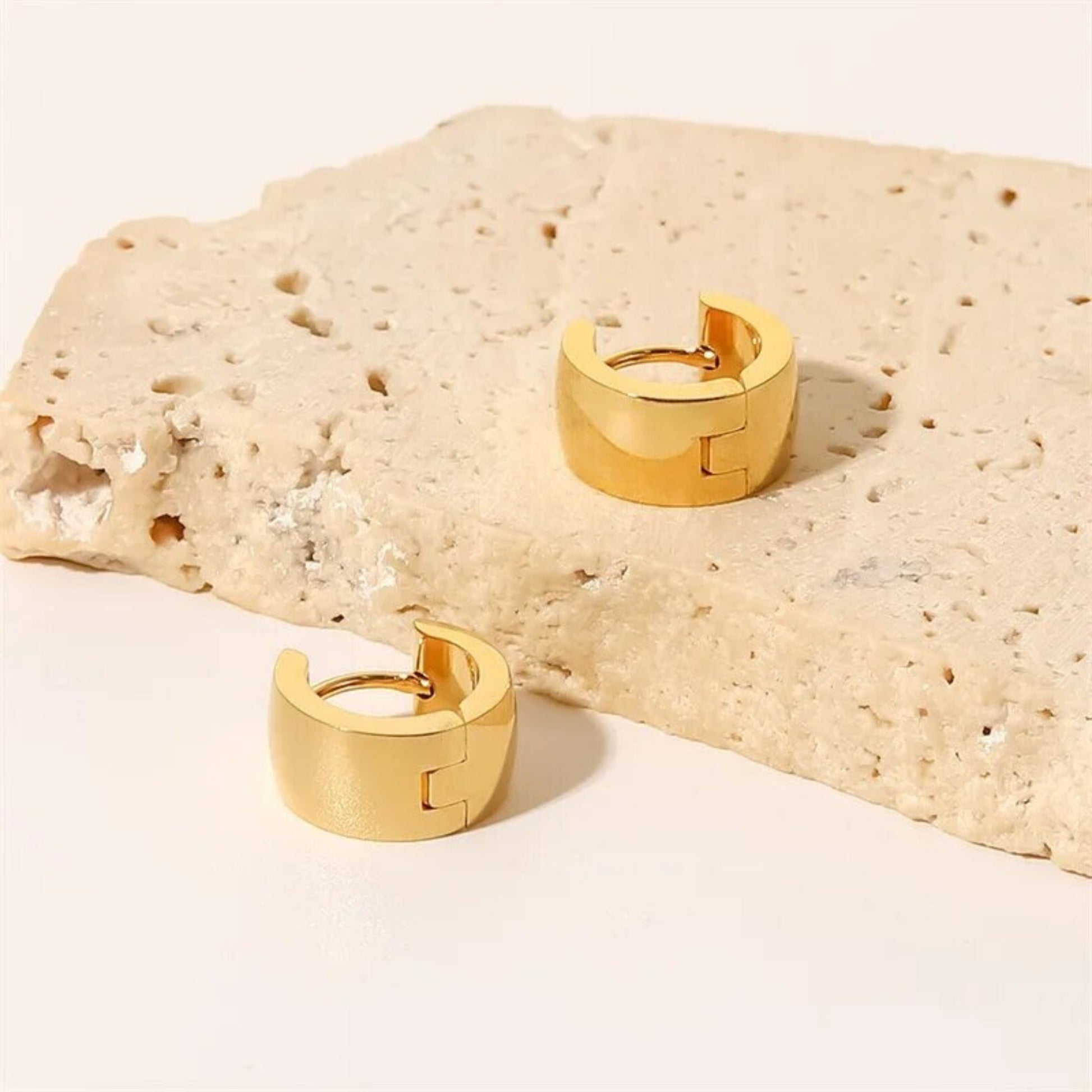 18K Gold Plated Stainless Steel Hypoallergenic Waterproof Tarnish Free Waterproof Sweatproof No-Fade Bold Huggie Earrings The Aura
