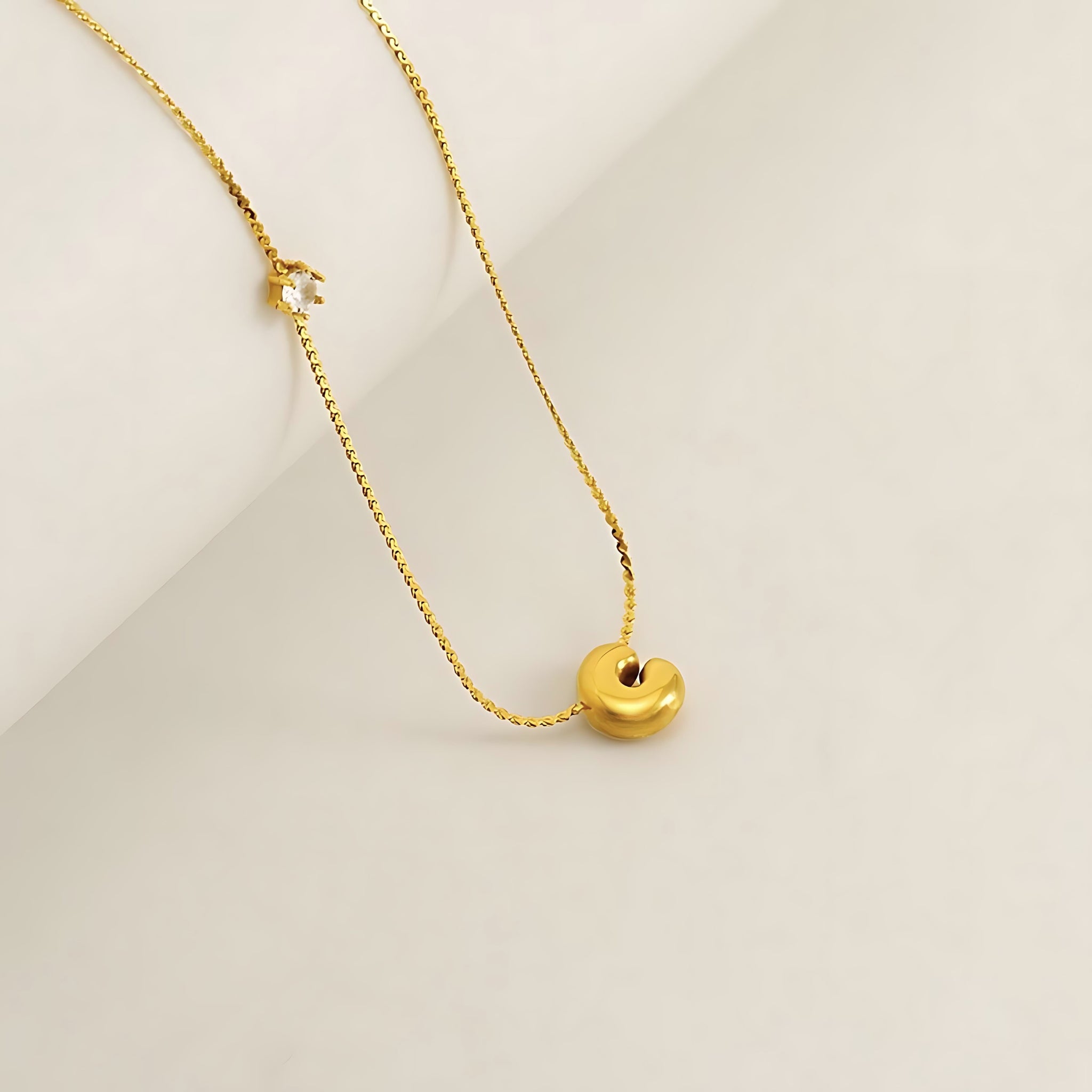 18K Gold Plated Stainless Steel Hypoallergenic Waterproof Tarnish Free Waterproof Sweatproof No-Fade Bubbly Spark Necklace The Aura