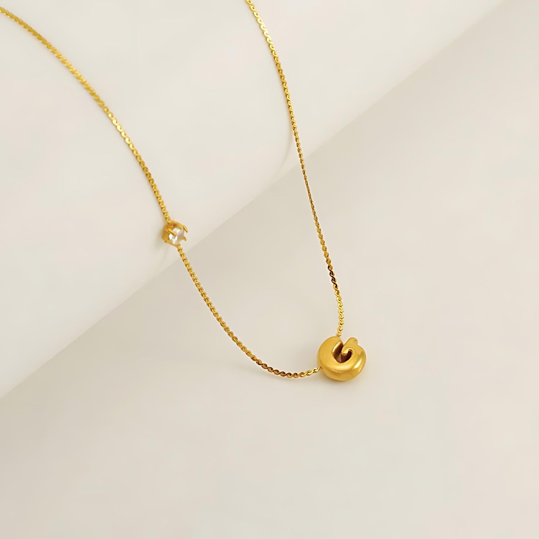 18K Gold Plated Stainless Steel Hypoallergenic Waterproof Tarnish Free Waterproof Sweatproof No-Fade Bubbly Spark Necklace The Aura