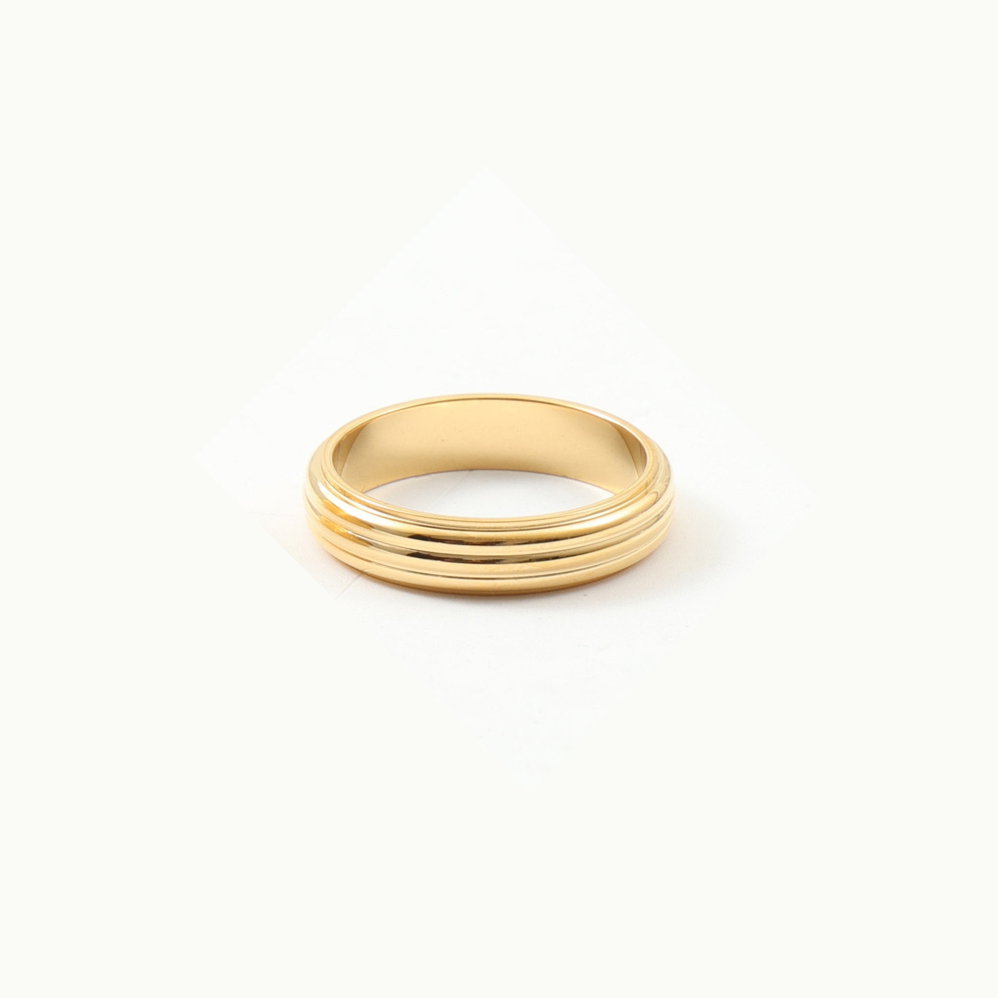 Cascade Classic Ring