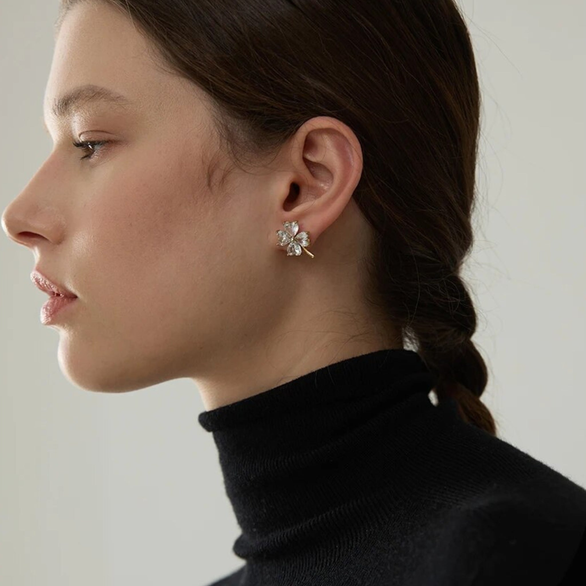 18K Gold Plated Stainless Steel Hypoallergenic Waterproof Tarnish Free Waterproof Sweatproof No-Fade Clover Stud Earrings The Aura