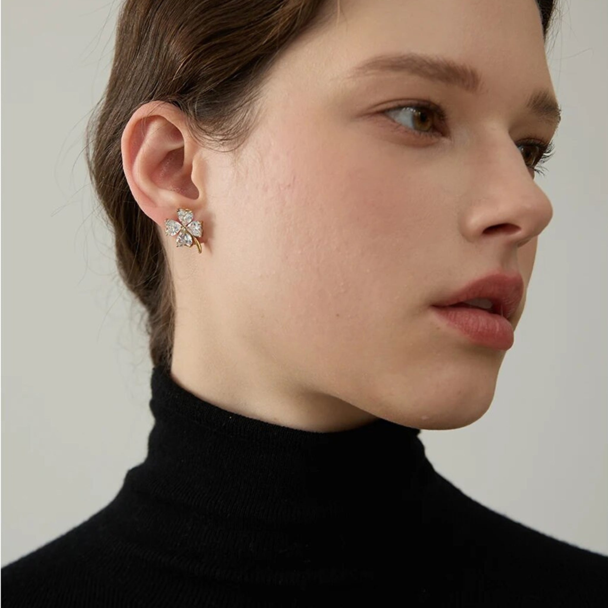 18K Gold Plated Stainless Steel Hypoallergenic Waterproof Tarnish Free Waterproof Sweatproof No-Fade Clover Stud Earrings The Aura