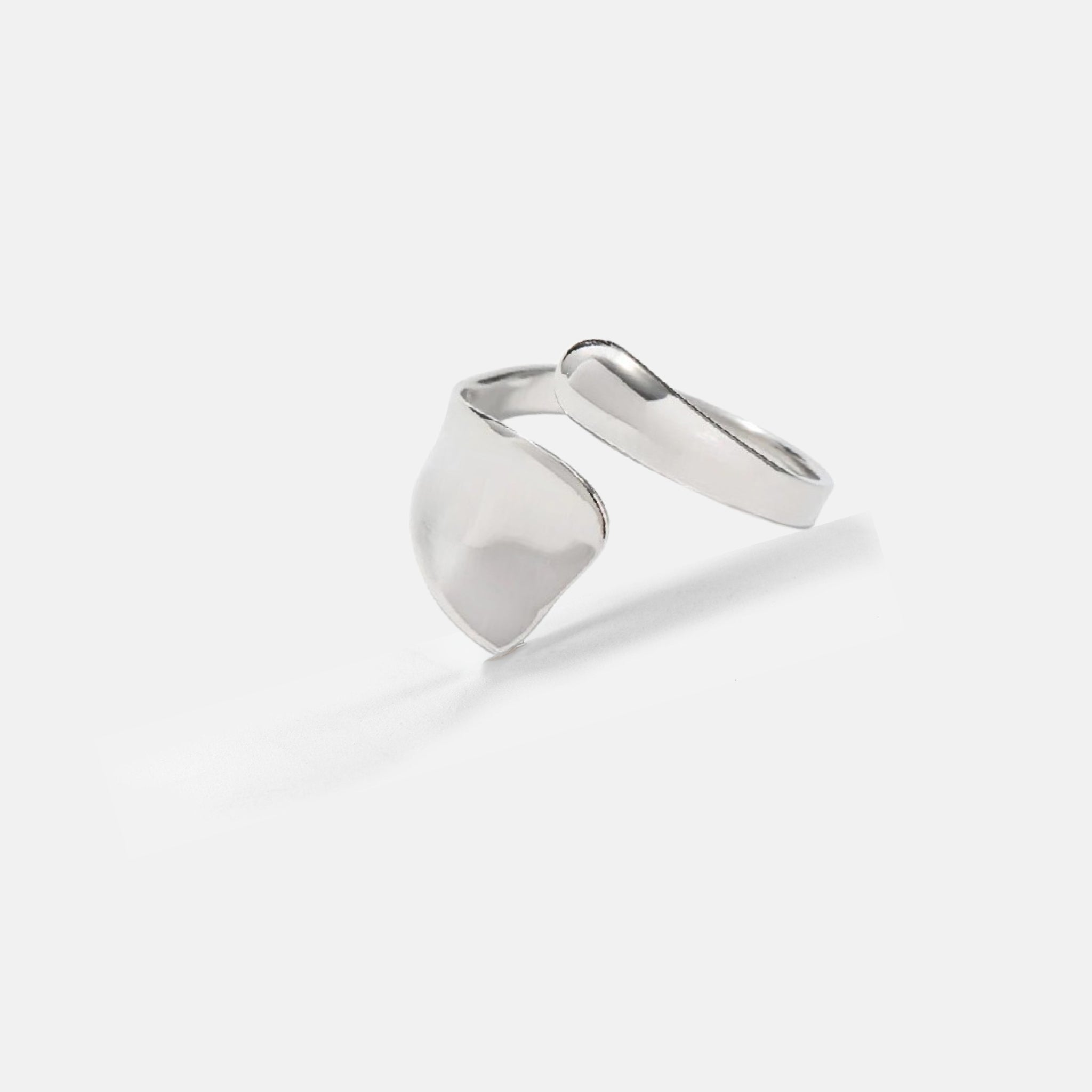 Stainless Steel Hypoallergenic Waterproof Tarnish Free Curly Flap Rings The Aura