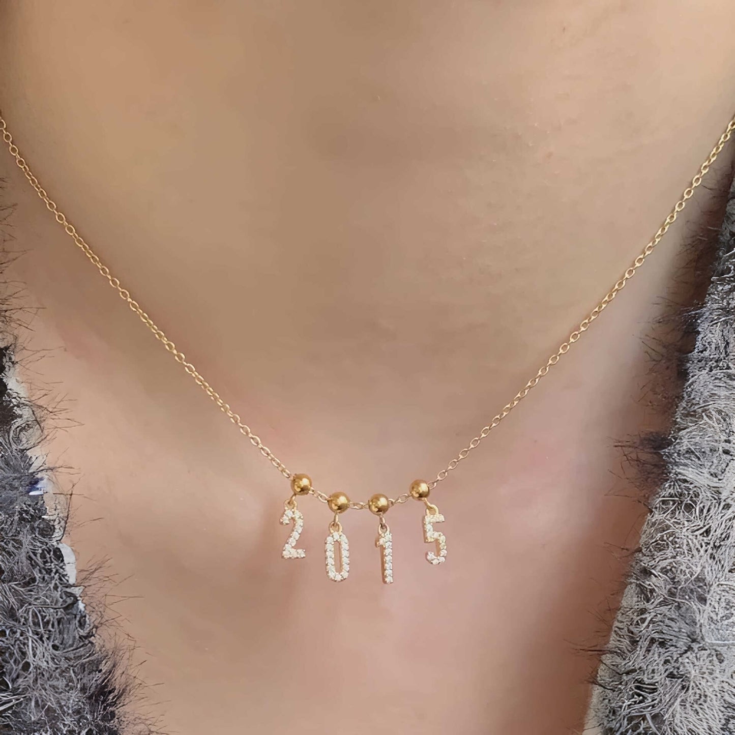 Dangling Necklace