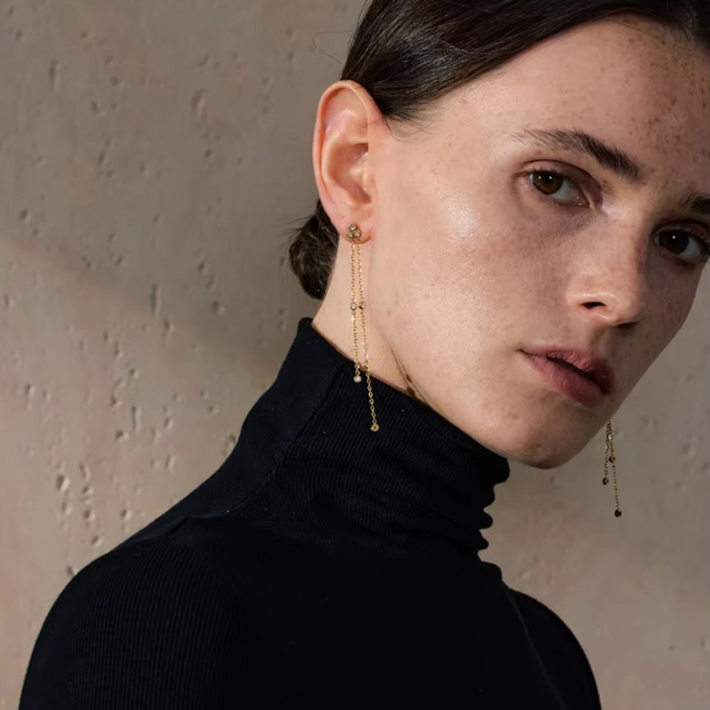 Elara Drop Earrings