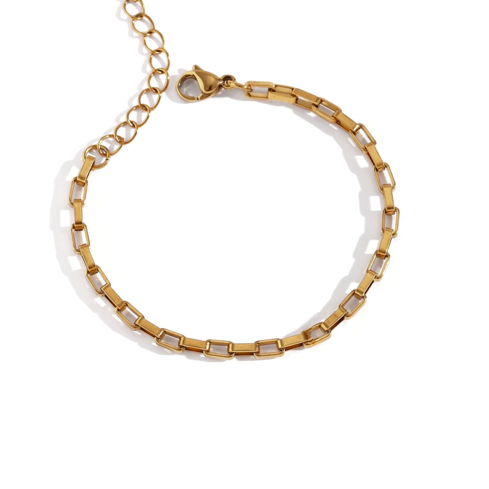 Solid Oblong Chain Bracelet