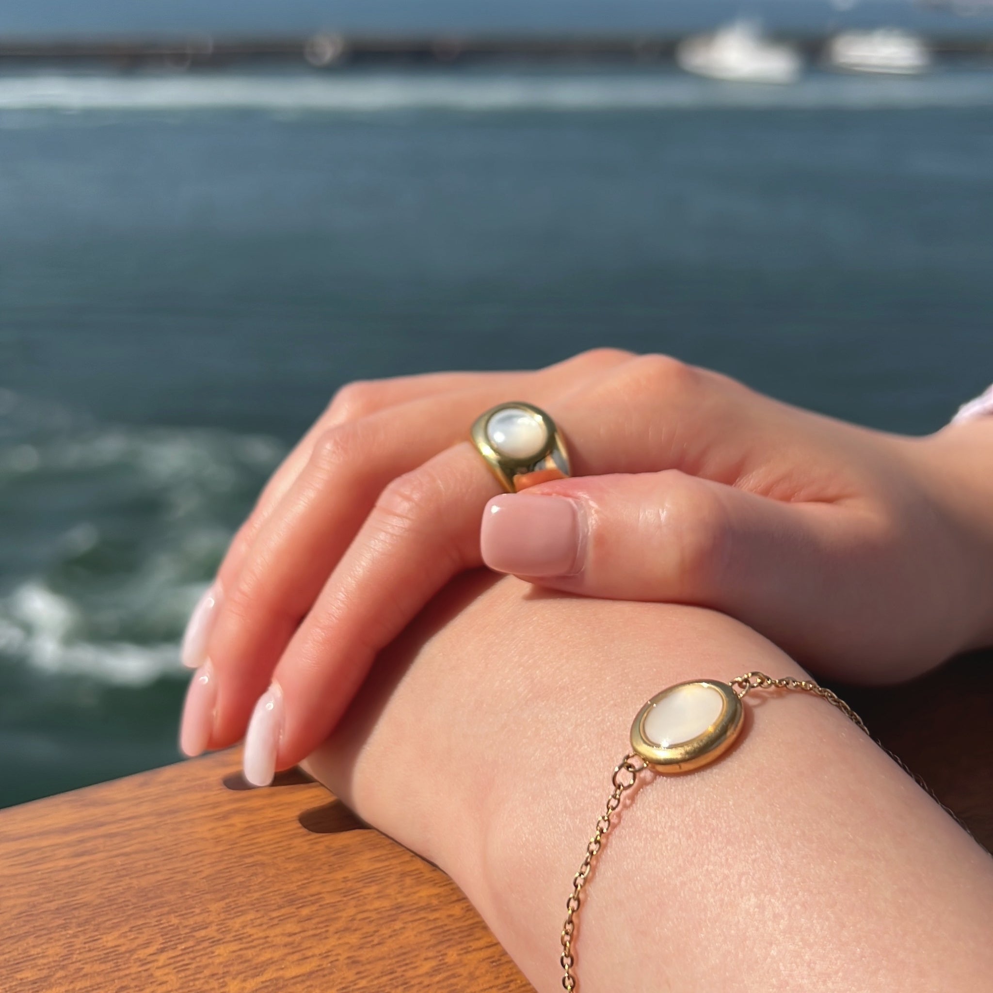 Gold Plated Stainless Steel Hypoallergenic Waterproof Tarnish Free Solo Blanc Set The Aura