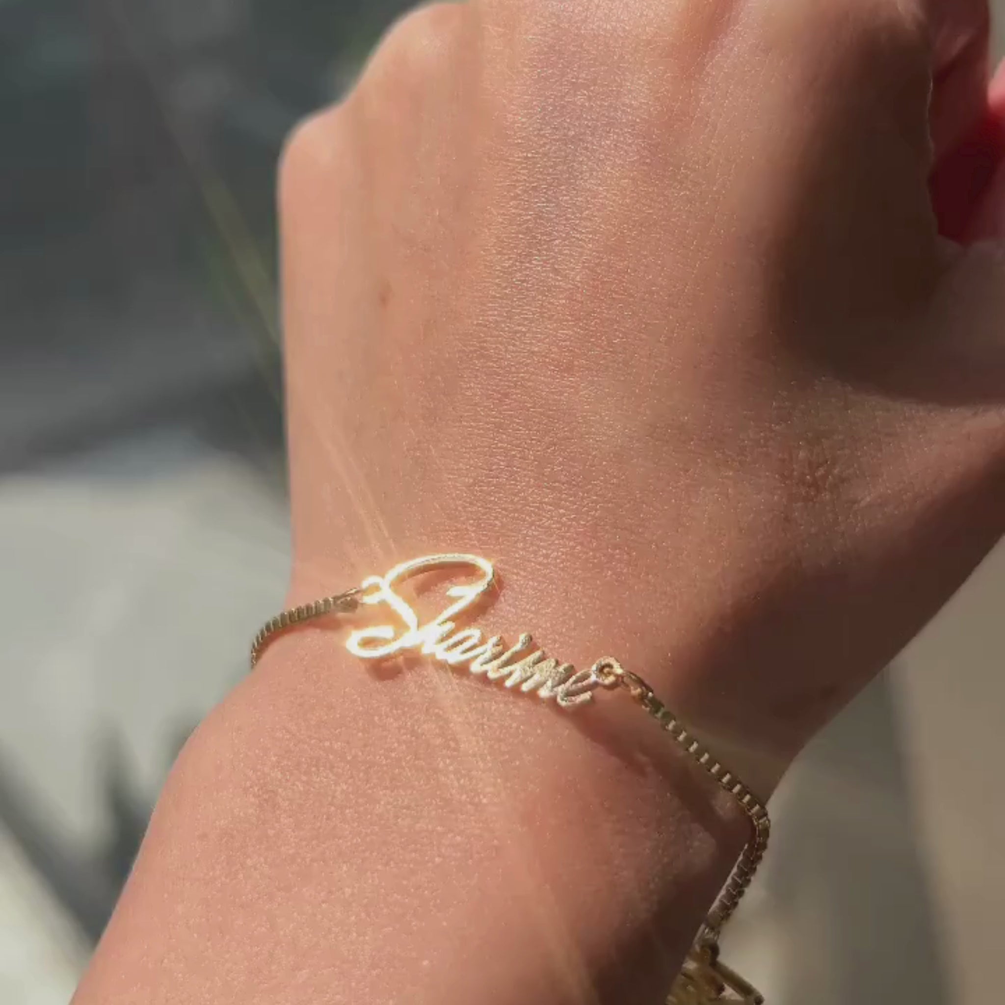 18K Gold Plated Stainless Steel Hypoallergenic Waterproof Tarnish Free Waterproof Sweatproof No-Fade Unique Nameplate Bracelet The Aura