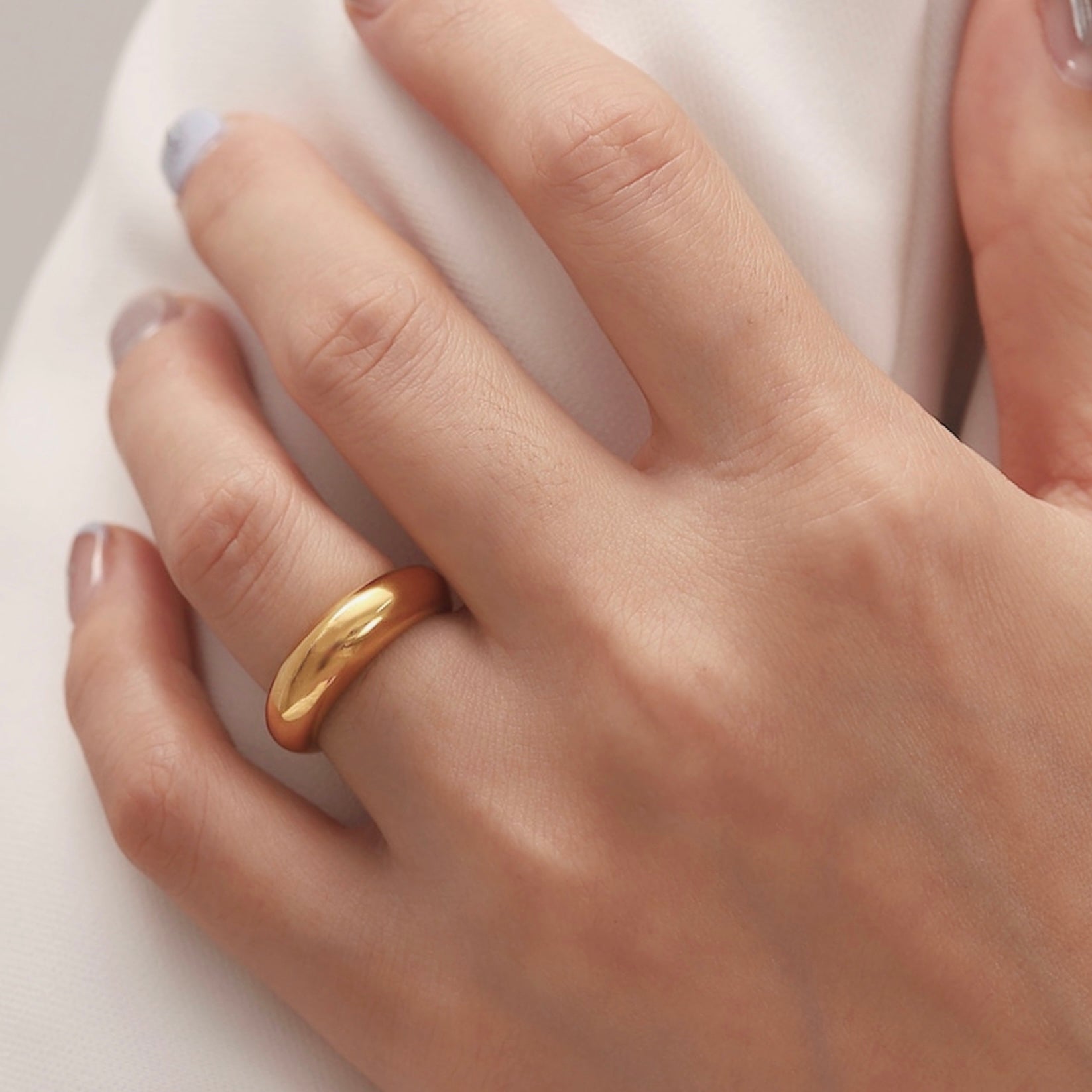 18K Gold Plated Stainless Steel Hypoallergenic Waterproof Tarnish Free Bulge Rings The Aura