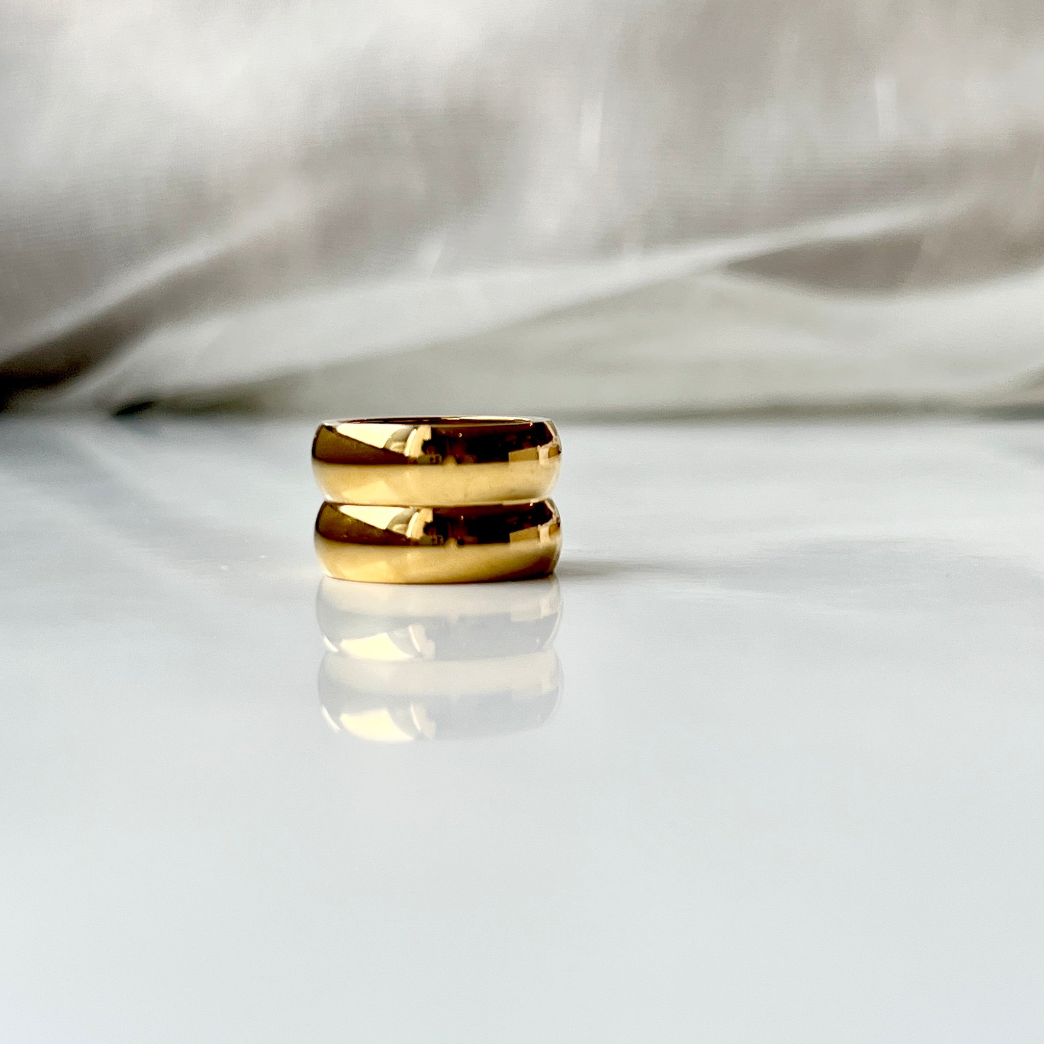 18k Gold Plated Stainless Steel Cheeky Rings The Aura