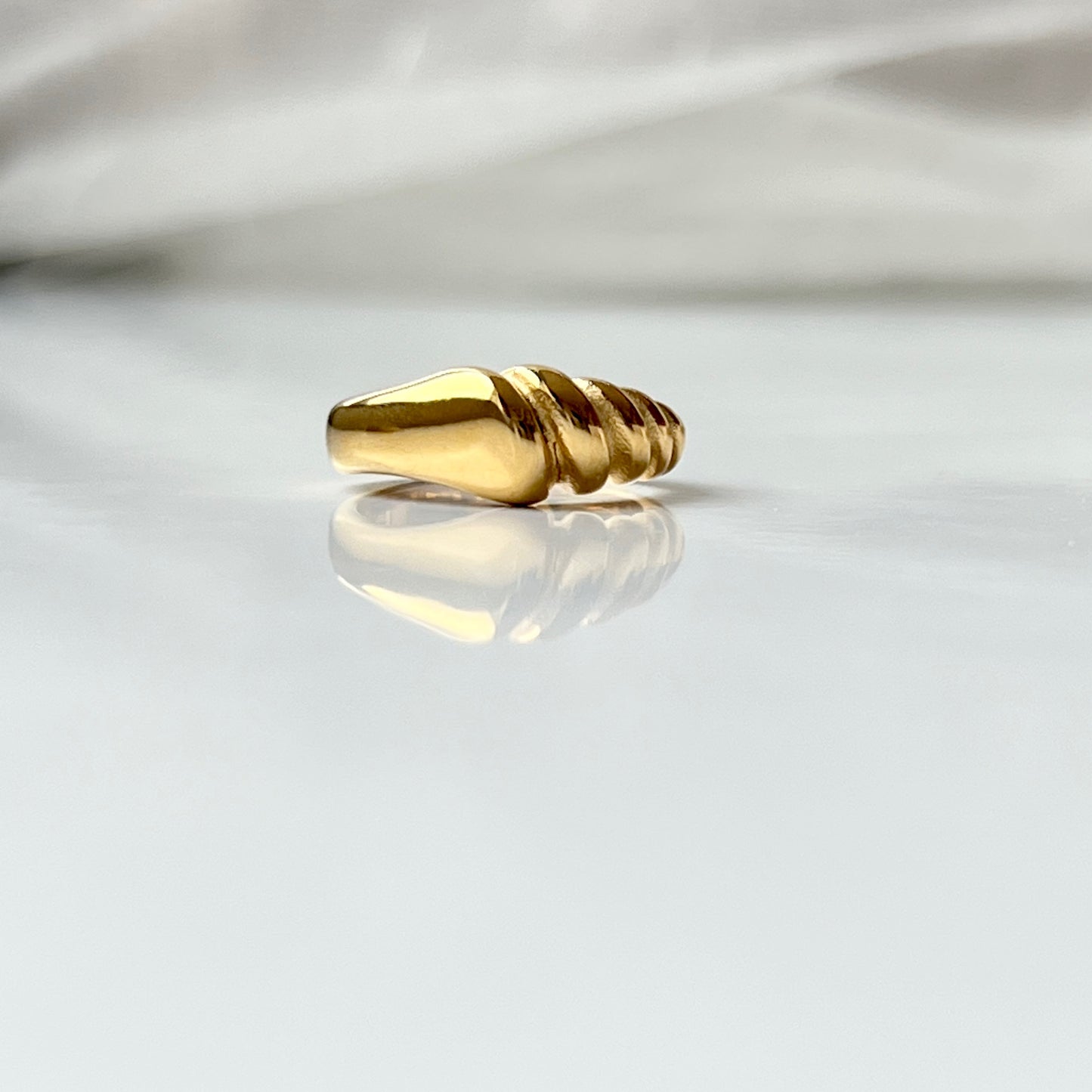 18k Gold Plated Stainless Steel Croissant Rings The Aura