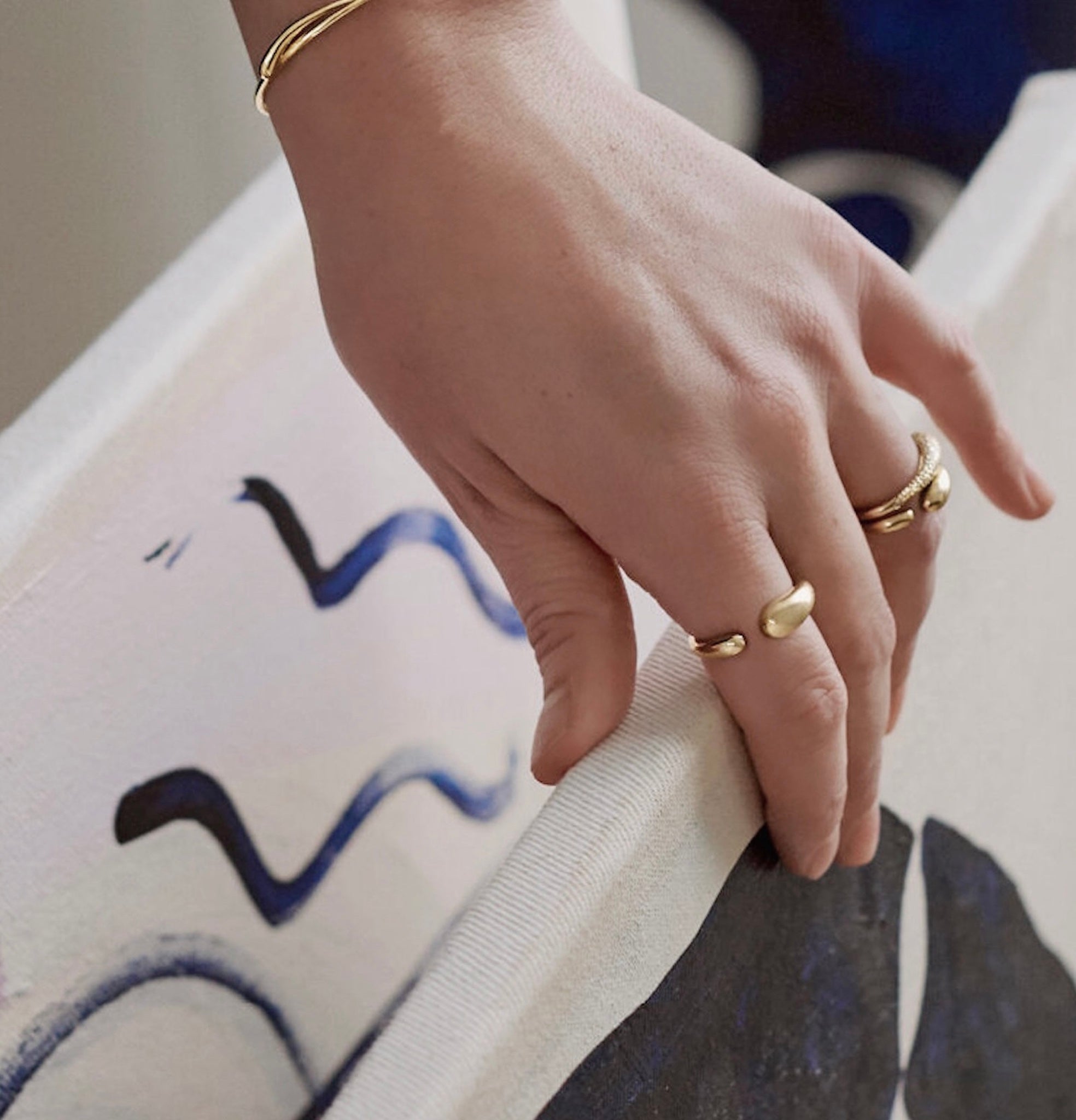 18K Gold Plated Stainless Steel Hypoallergenic Waterproof Tarnish Free Hold Me Close Rings The Aura