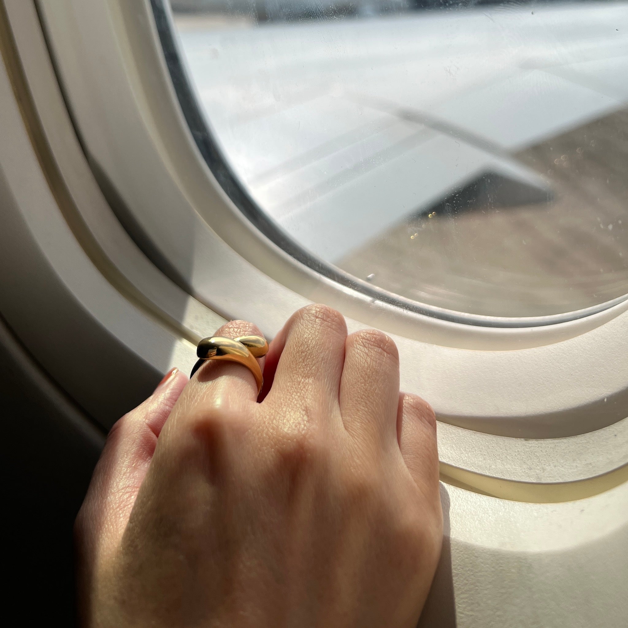 18K Gold Plated Stainless Steel Tarnish Free Hug Me Adjustable Rings The Aura