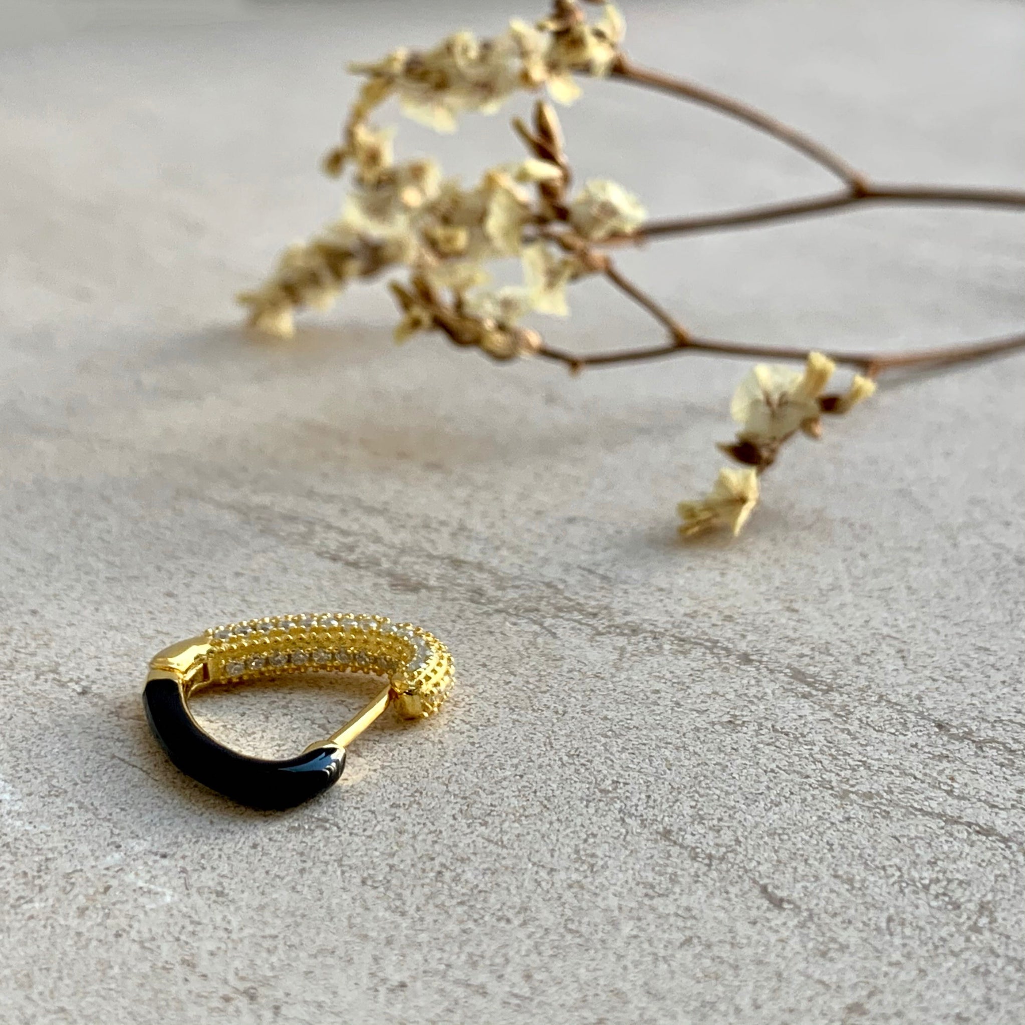 MissYouMuch_HoopEarrings-TheAura