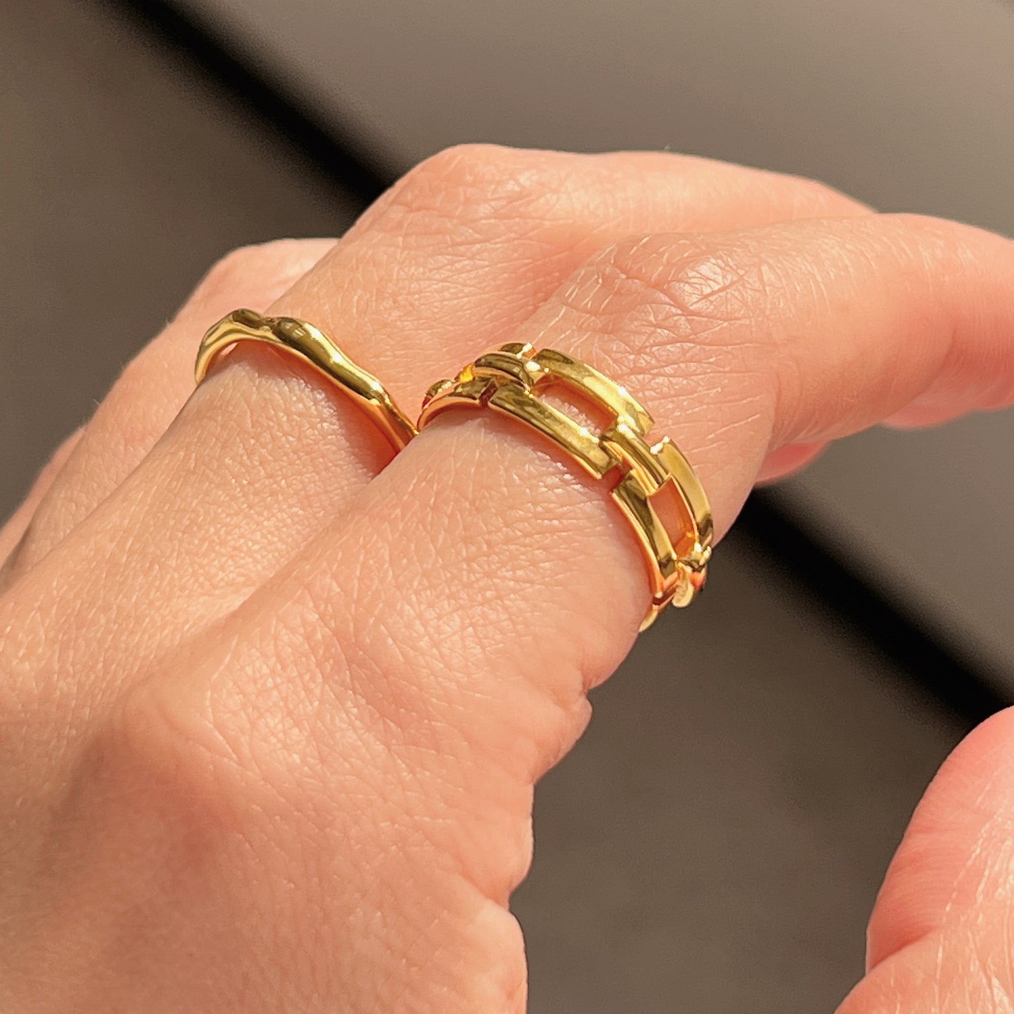 Gold PVD Plated Stainless Steel Hypoallergenic Waterproof Tarnish Free Oblong Link Chain Rings The Aura