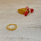 SingleCarousellHuggieEarrings-TheAura