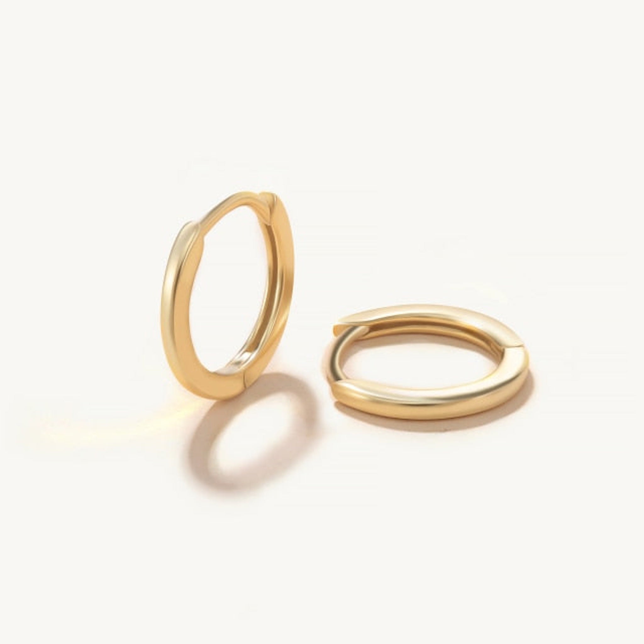 SkinnyOHuggieEarrings-TheAura