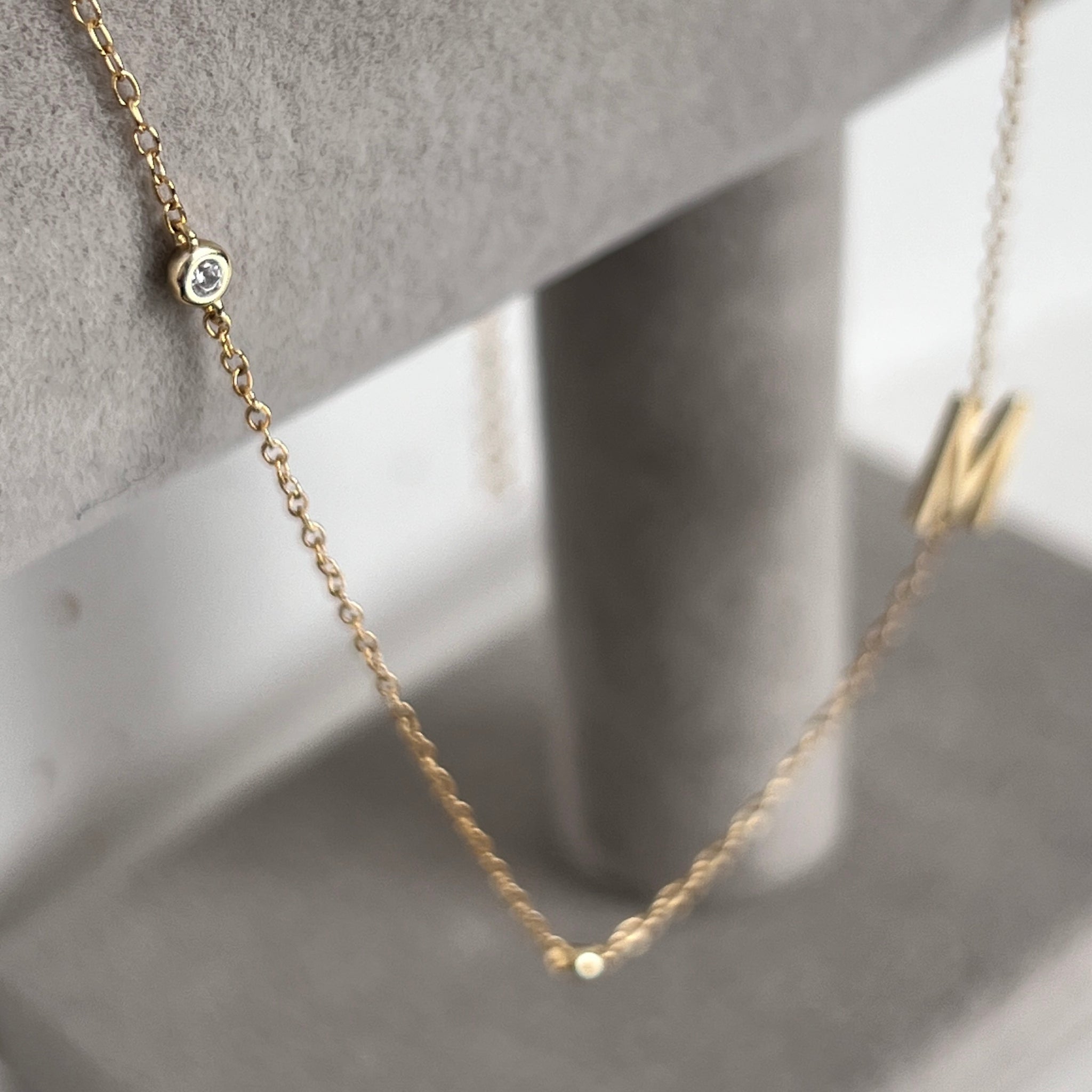 18K Gold Plated Sterling Silver Hypoallergenic Solo Round Alphabet Necklaces The Aura